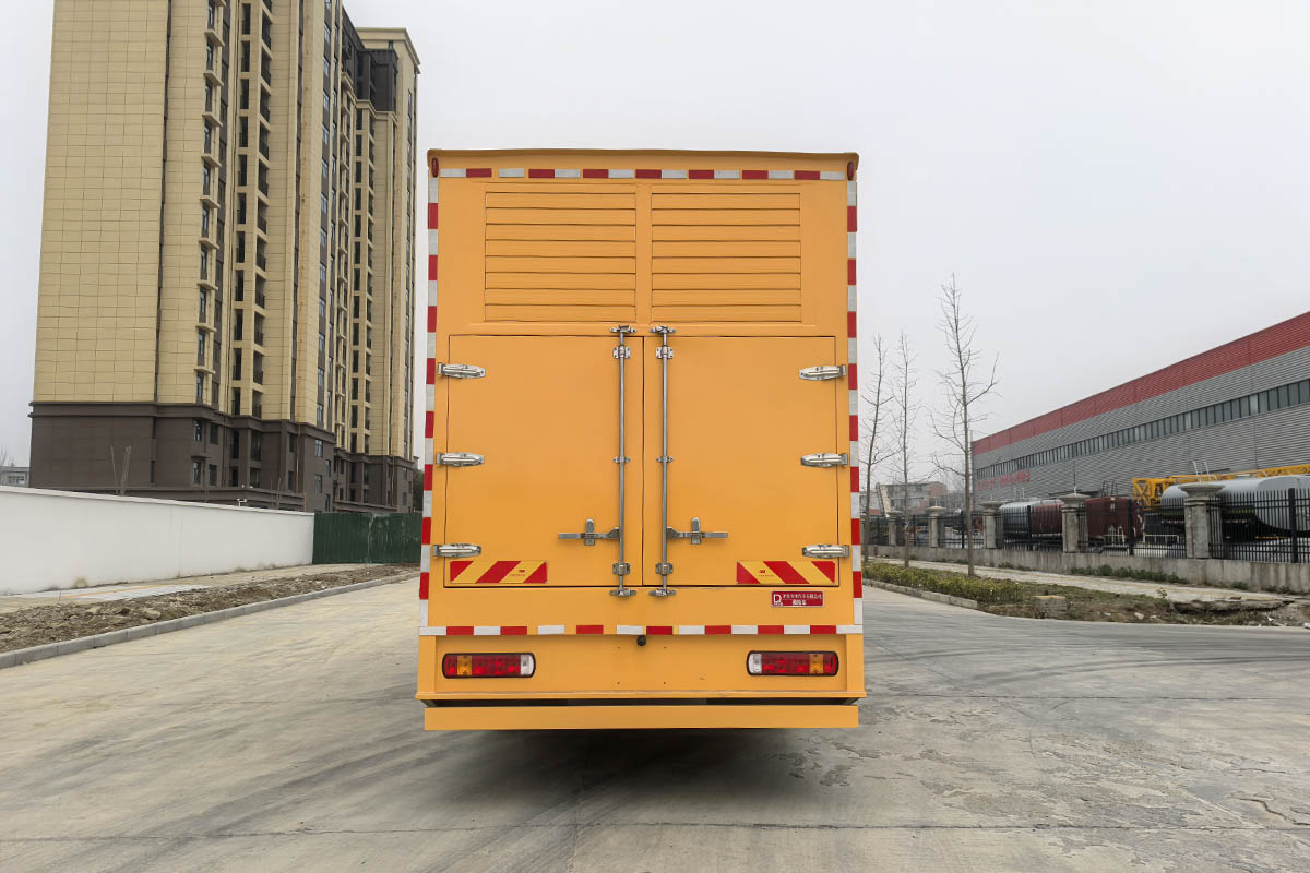 齊東方牌CLD5180XXHSS6救險車公告圖片