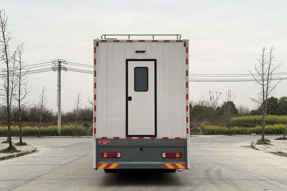 齊東方牌CLD5160TSYZZ6宿營車公告圖片