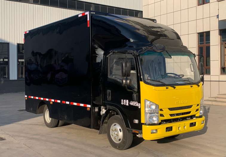 麥德泰牌NJR5049XCC餐車