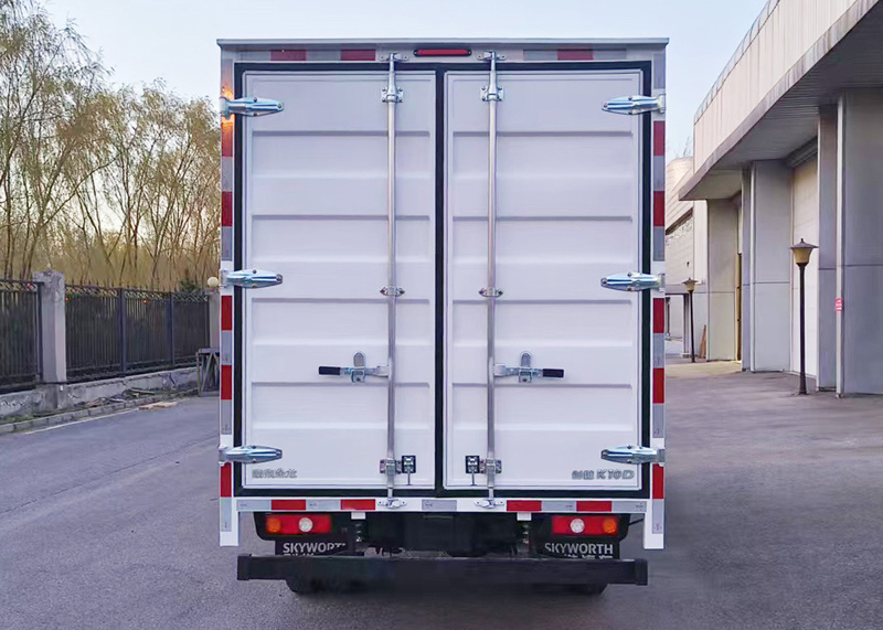 創(chuàng)維牌NJL5033XXYEVC3純電動廂式貨車公告圖片