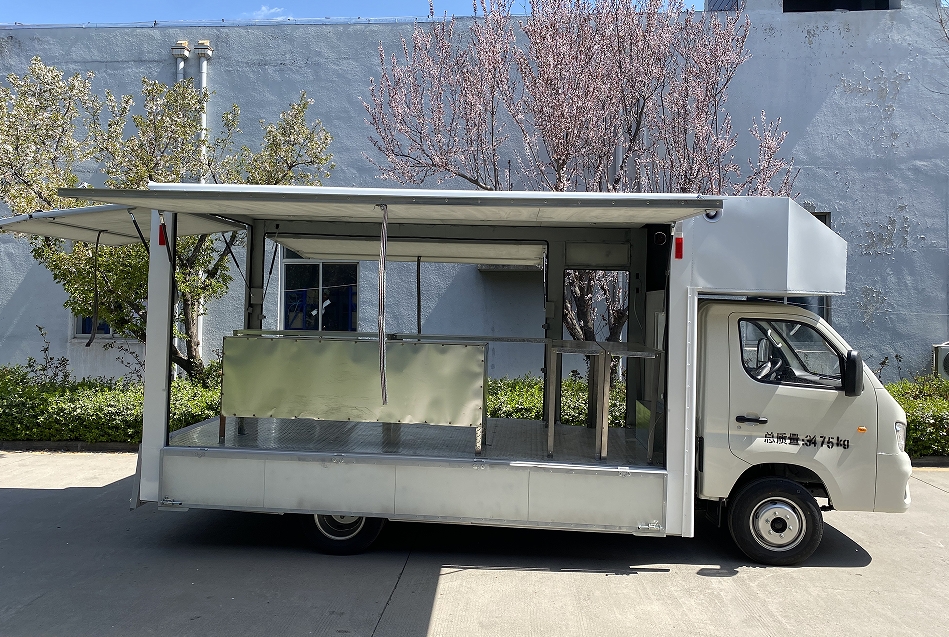 舜泰牌BTQ5032XSHBJ01售貨車公告圖片