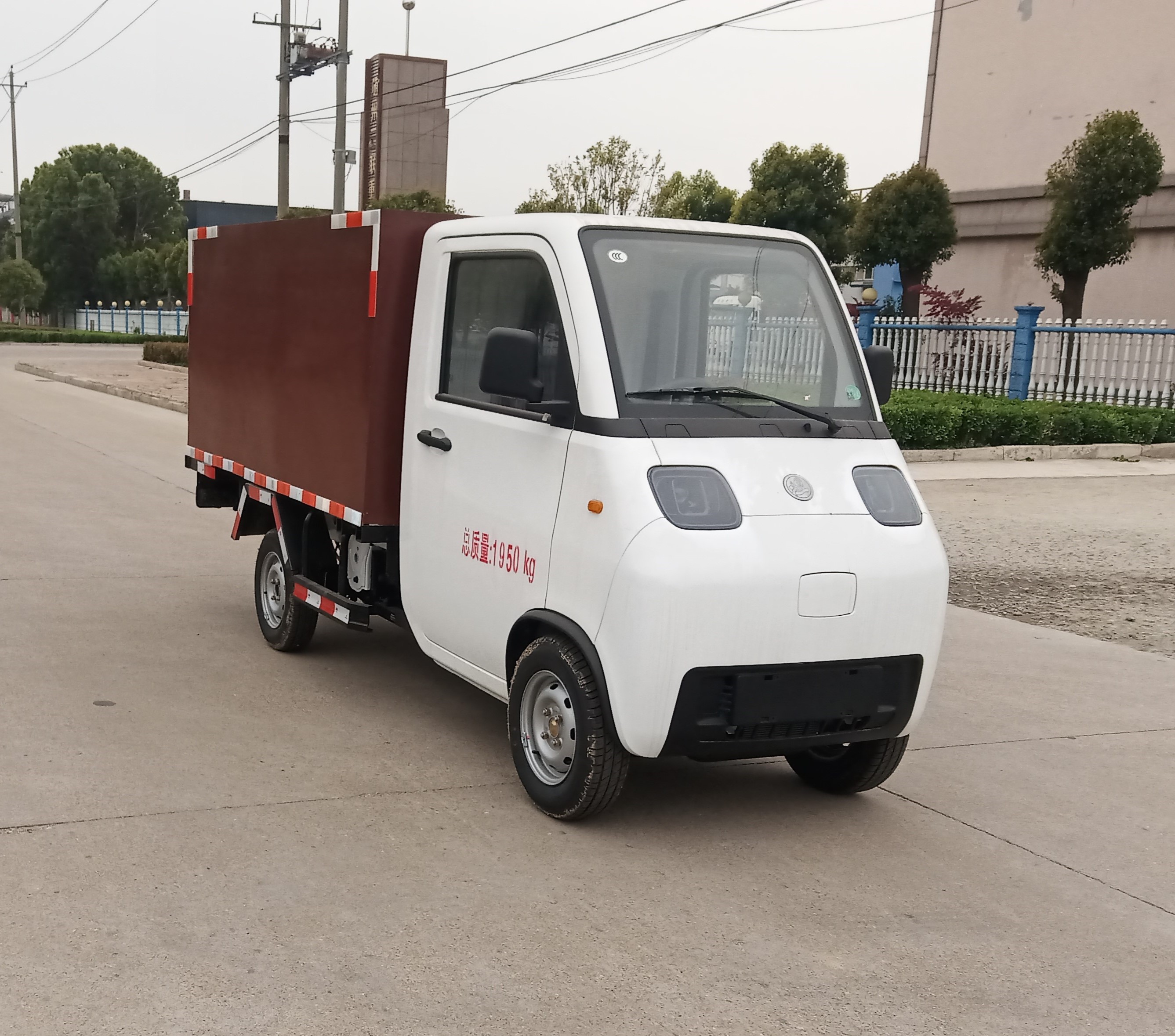 馨雅通牌ZXN5022ZKXBEV純電動車廂可卸式汽車公告圖片