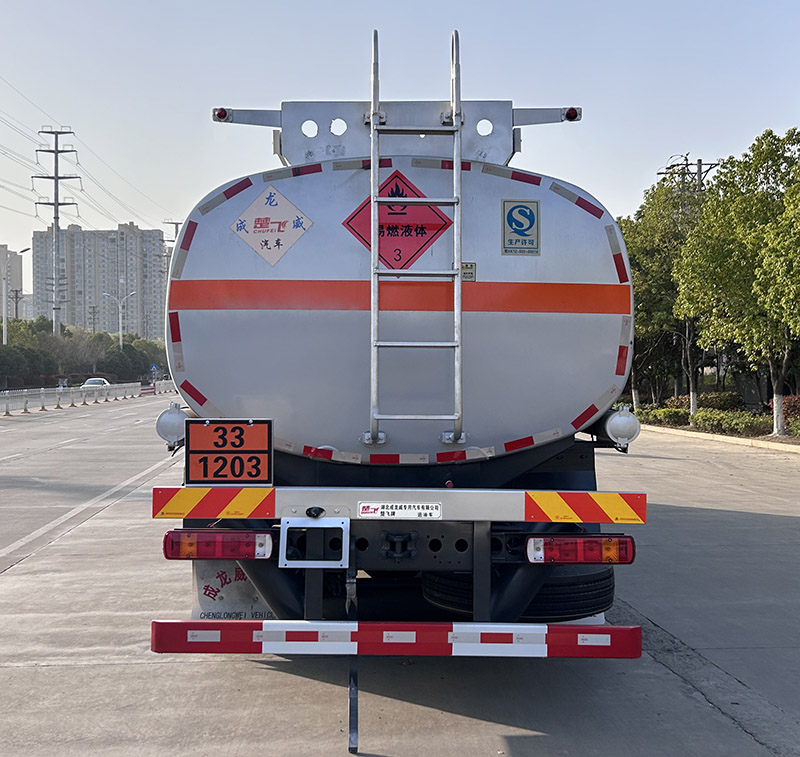 楚飛牌CLQ5321GYY6BJ運油車公告圖片