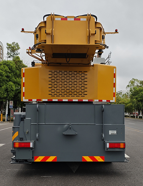 三一牌SYM5552JQZ200C8汽車起重機(jī)公告圖片