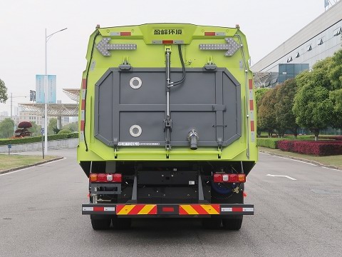 中聯(lián)牌ZBH5180TXSSXBBEV純電動洗掃車公告圖片