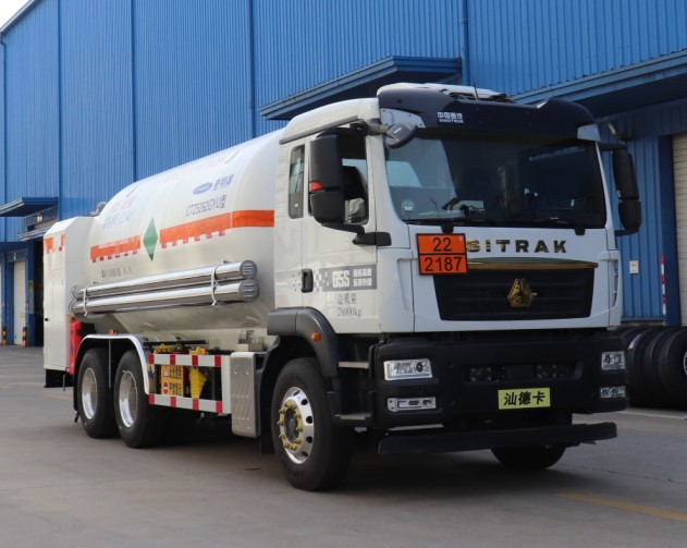 查特牌CTZ5262GYU二氧化碳運輸車