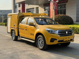 大流量排水抢险车