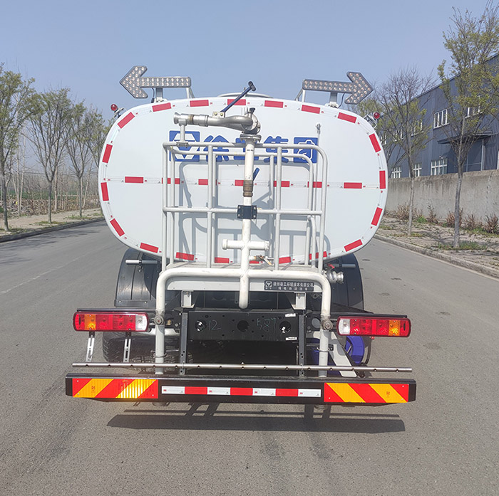 徐工牌XGH5180GQXBBEV純電動清洗車公告圖片