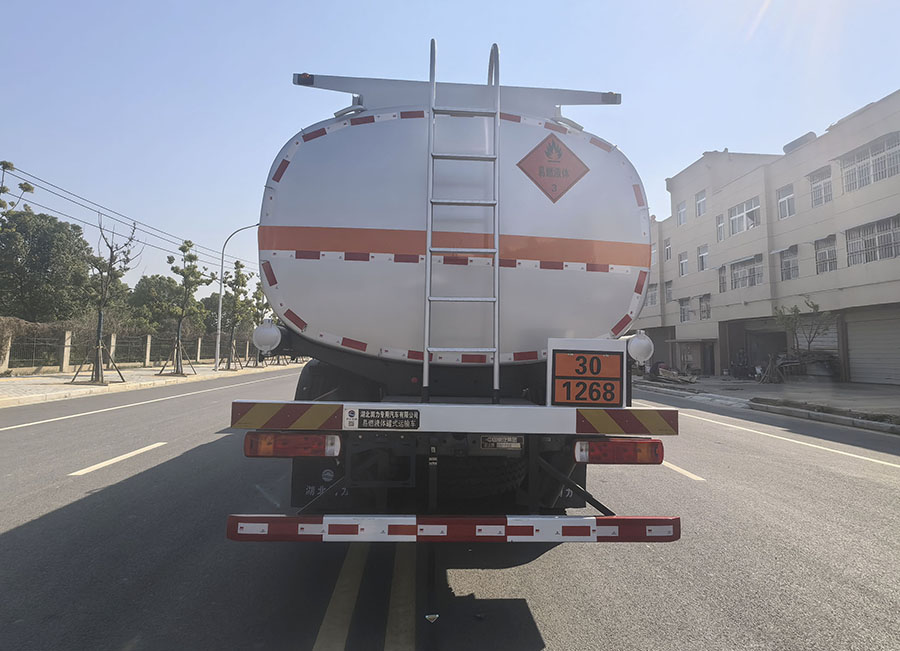 潤(rùn)知星牌SCS5320GRYZZ6易燃液體罐式運(yùn)輸車公告圖片
