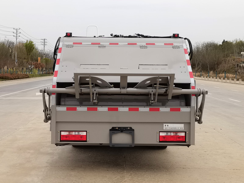 楚勝牌CSC5091ZYS6壓縮式垃圾車(chē)公告圖片