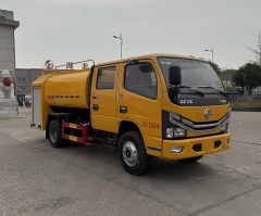 绿化喷洒车