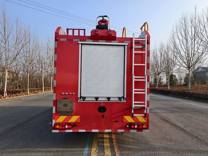 楚勝牌CSC5120GXFSG45/E6水罐消防車公告圖片