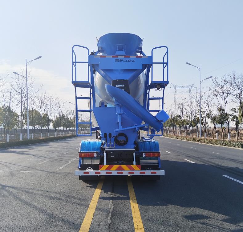 雷薩牌FLX5311GJBEV2D純電動混凝土攪拌運輸車公告圖片