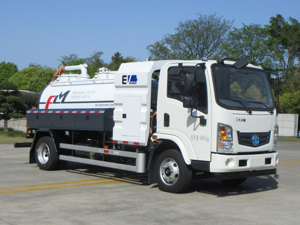 福龍馬牌FLM5080GXEDTBEV純電動吸糞車