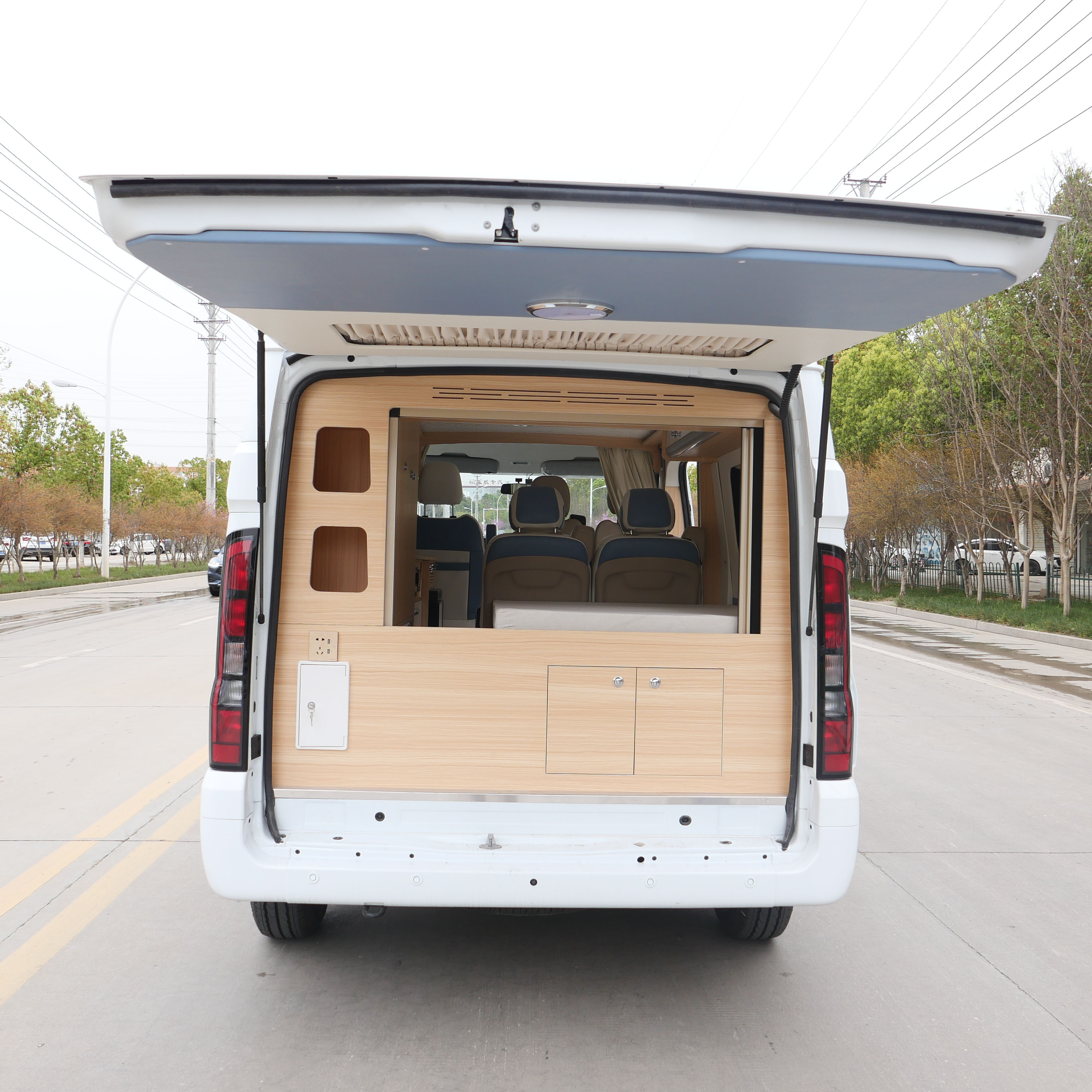 華通牌HCQ5042TSYJX6宿營車公告圖片