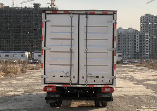 福田牌BJ5046XXY9PBA-03廂式運(yùn)輸車(chē)公告圖片