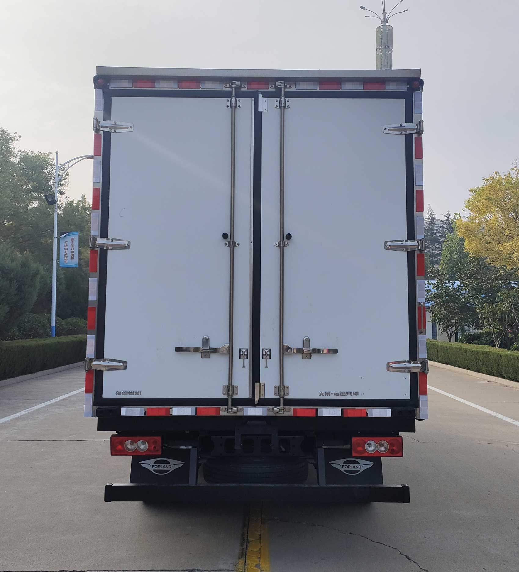 福田牌BJ5046XLC9JDA-02冷藏車公告圖片