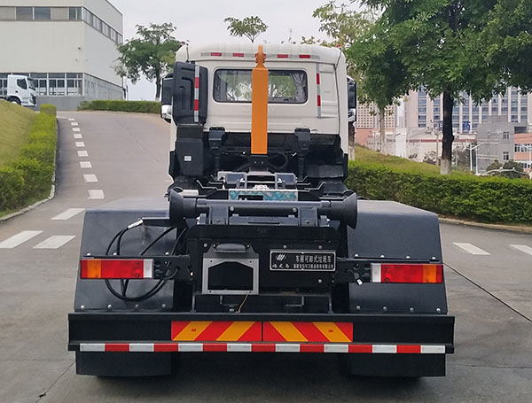 福龍馬牌FLM5250ZXXDF6車廂可卸式垃圾車公告圖片