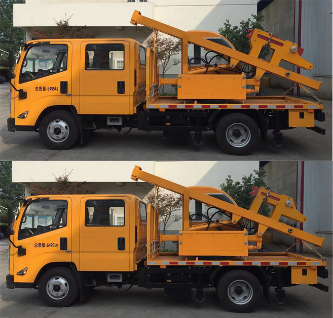 路鑫牌NJJ5062TQX6護(hù)欄搶修車(chē)公告圖片