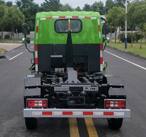 宇通牌YTZ5040ZXXD0BEV純電動(dòng)車(chē)廂可卸式垃圾車(chē)公告圖片