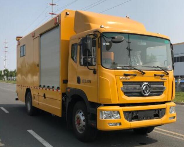 路鑫牌NJJ5181TFZ6防撞緩沖車