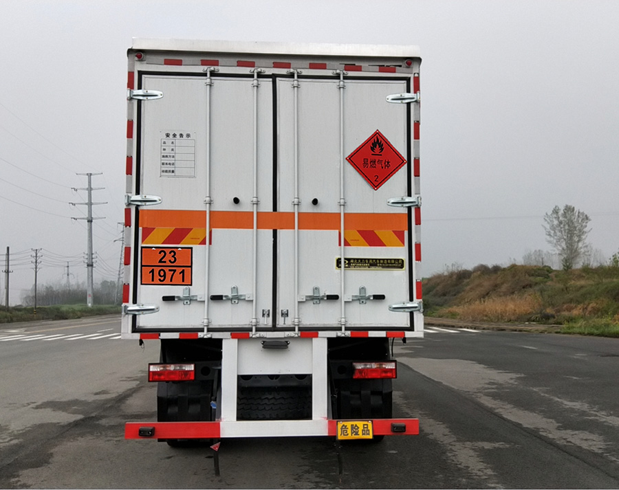 大力牌DLQ5180XRQEQ6易燃?xì)怏w廂式運(yùn)輸車公告圖片