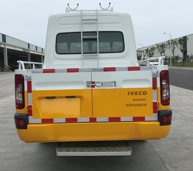 依維柯牌NJ5046XGCF6E工程車公告圖片