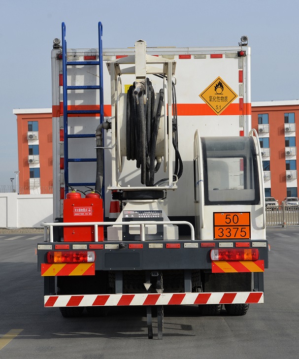 昊之天牌HTR5321THRS現(xiàn)場(chǎng)混裝乳化炸藥車公告圖片