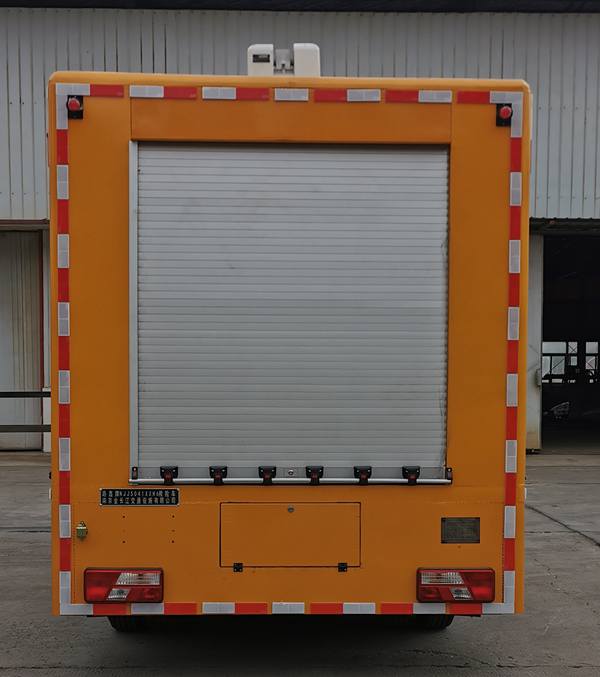 路鑫牌NJJ5041XXH6救險(xiǎn)車公告圖片