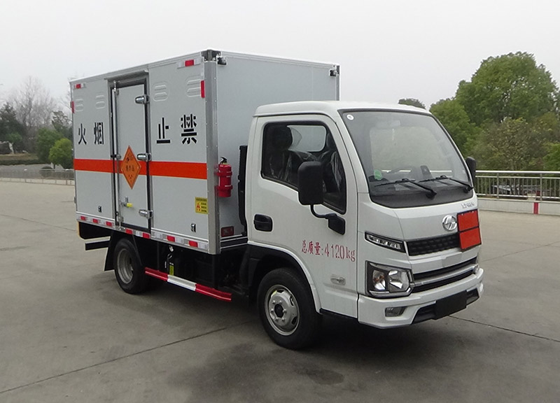 程力牌CL5043XQY6WX爆破器材運輸車