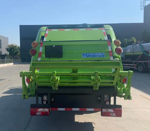 程力威牌CLW5081ZYSJ6壓縮式垃圾車公告圖片