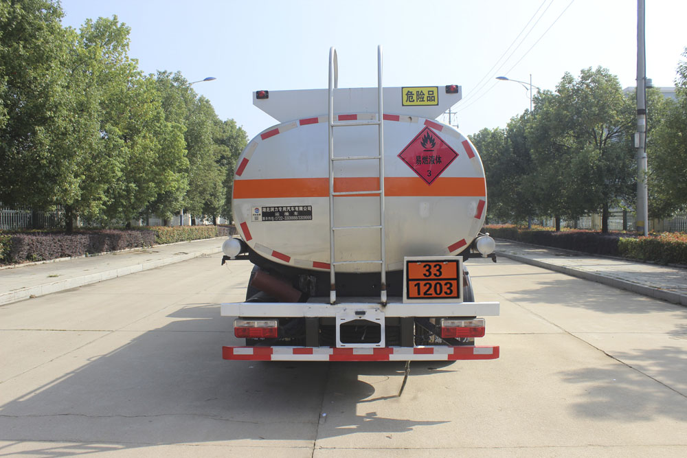 潤(rùn)知星牌SCS5120GYYEQ6運(yùn)油車(chē)公告圖片