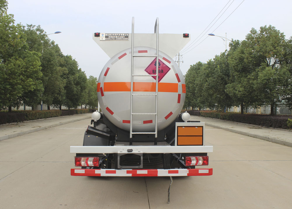 潤知星牌SCS5121GRYHFC6易燃液體罐式運輸車公告圖片