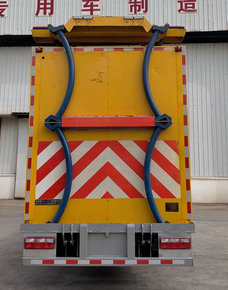 路鑫牌NJJ5110TFZ6防撞緩沖車公告圖片