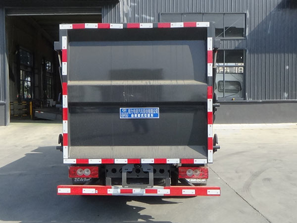 程力威牌CLW5070ZZZBDP自裝卸式垃圾車公告圖片