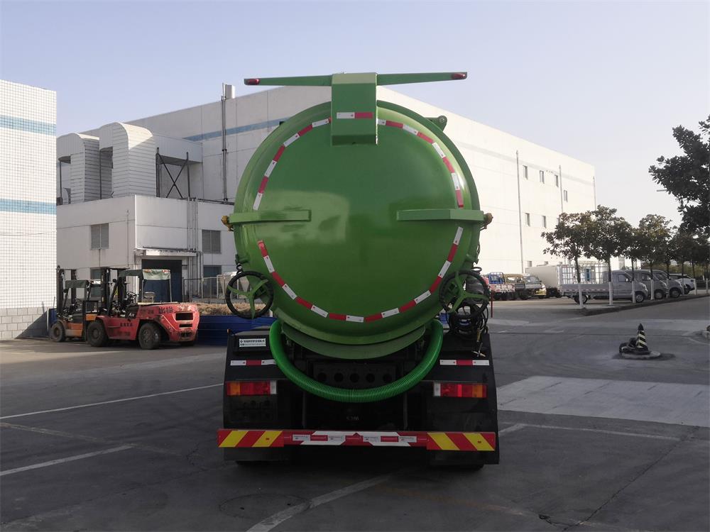 東風(fēng)牌DFZ5310GXWSZ6D吸污車(chē)公告圖片