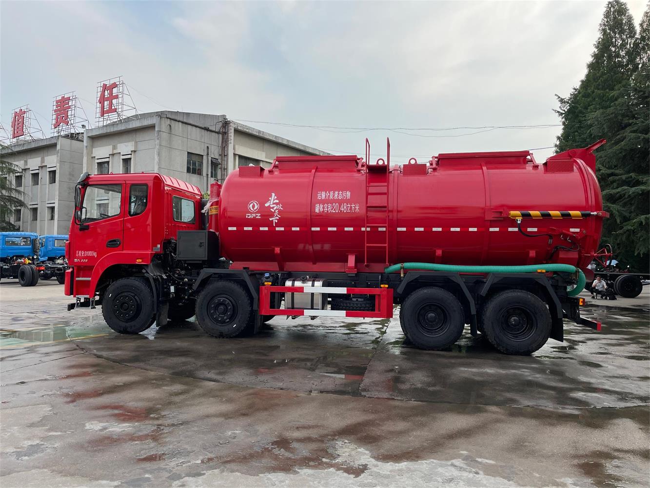 東風(fēng)牌DFZ5310GXWSZ6D吸污車(chē)公告圖片