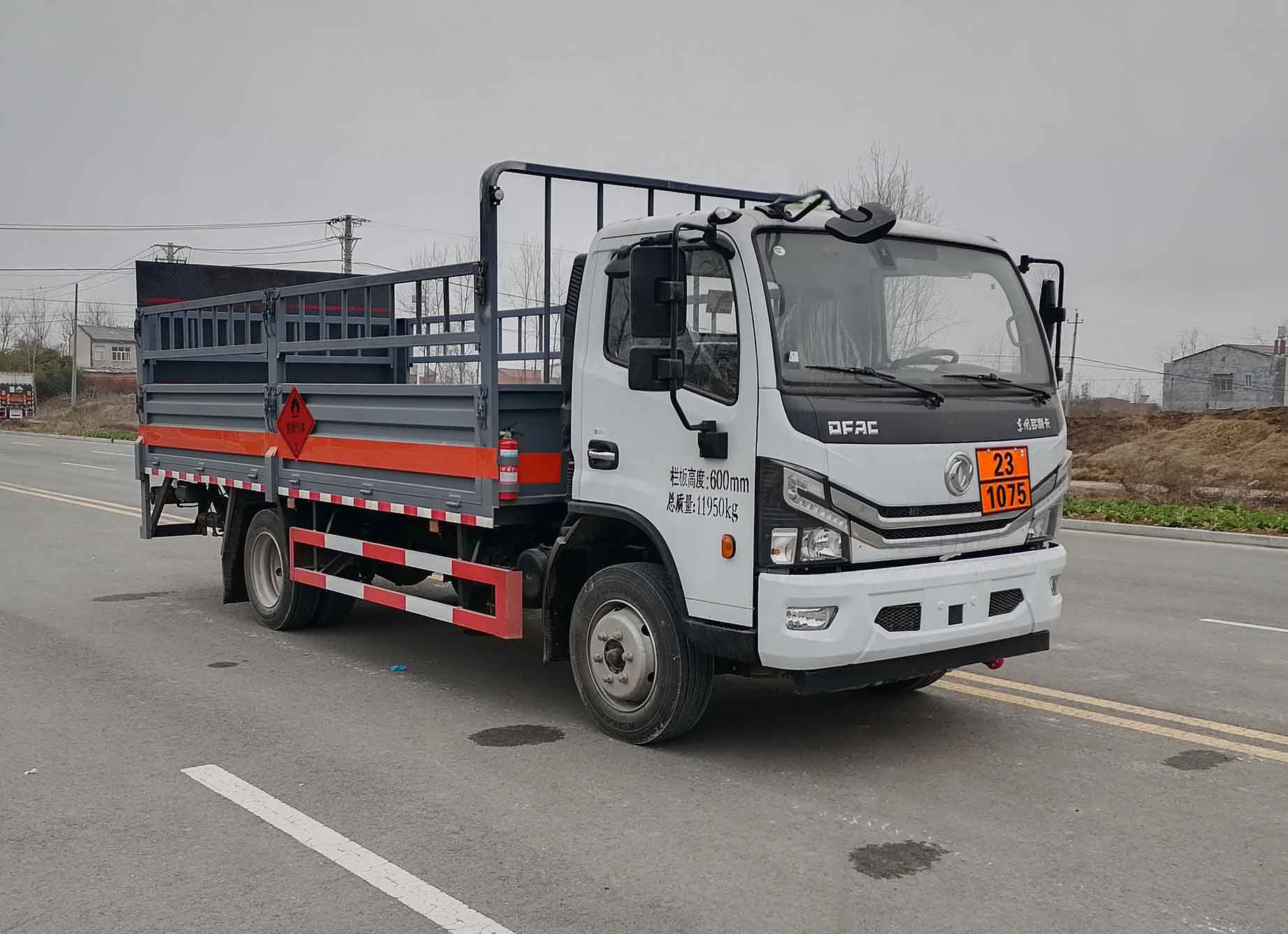 大力牌DLQ5121TQPEQ6氣瓶運輸車公告圖片