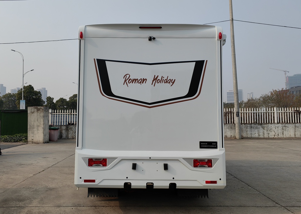 新星房車(chē)牌JBG5060XLJ旅居車(chē)公告圖片