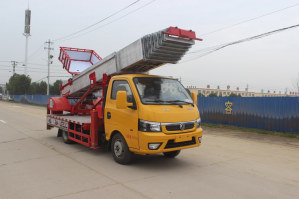 高空作业车
