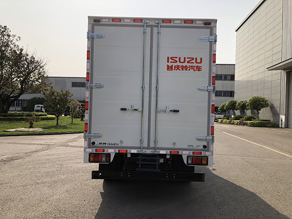 五十鈴牌QL5043XXYMVHA廂式運(yùn)輸車公告圖片