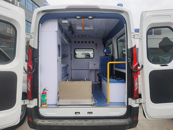 程力牌CL5047XJH6YS救護(hù)車公告圖片