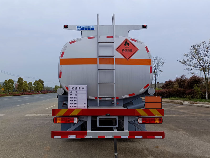 程力牌CL5261GYYZ6運(yùn)油車公告圖片