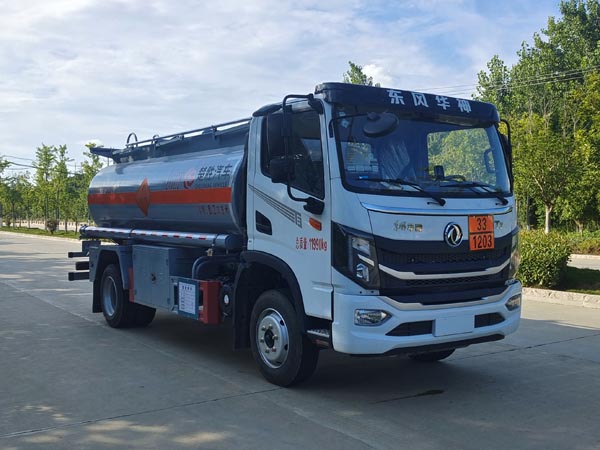 楚勝牌CSC5126GYYEH6A運(yùn)油車公告圖片