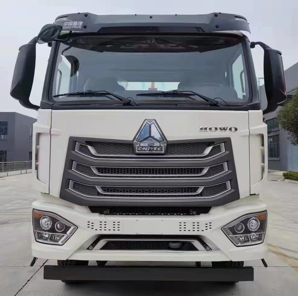 帝王環(huán)衛(wèi)牌HDW5252ZXXZZ6車廂可卸式垃圾車公告圖片