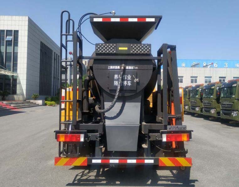 森遠(yuǎn)牌AD5120TXBRF瀝青路面熱再生修補車公告圖片