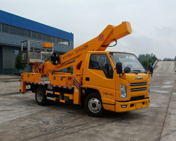高空作业车