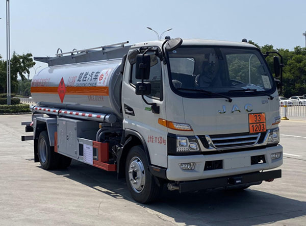 楚勝牌CSC5120GYYJH6A運油車公告圖片