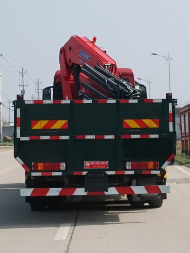 炎帝牌SZD5317JSQZ6隨車(chē)起重運(yùn)輸車(chē)公告圖片