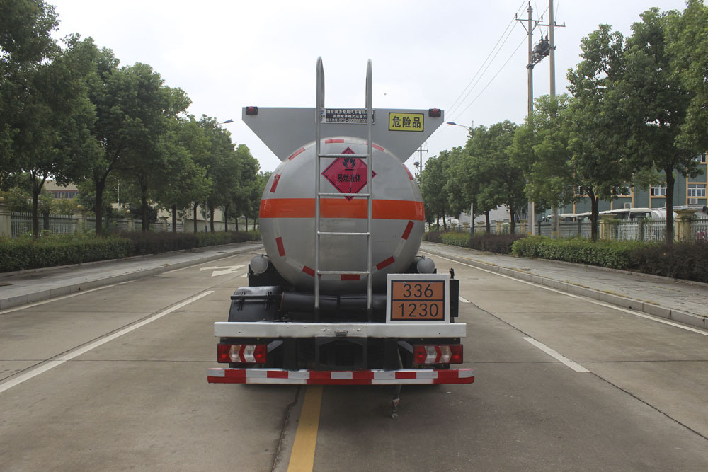 潤(rùn)知星牌SCS5071GRYHFC6易燃液體罐式運(yùn)輸車(chē)公告圖片